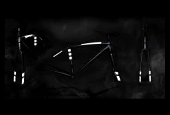 The Beam FRAME FLASH 2.0 Black Rainbow | Réflecteurs Pour Cadre De Vélo -Pas Cher Éclairage Vélo Magasin unnamed file 1332