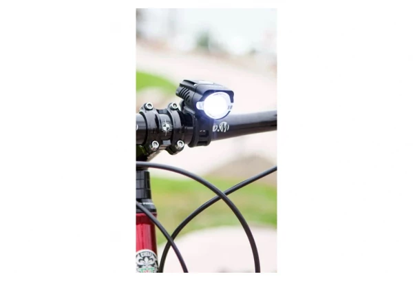 Éclairage Avant Nite Rider Swift 500 4 Éclairage Avant Nite Rider Swift 500 – Image 2