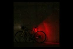 Éclairage Arrière Magicshine Seemee 30 Noir 9 Éclairage Arrière Magicshine Seemee 30 Noir -Pas Cher Éclairage Vélo Magasin unnamed file 187