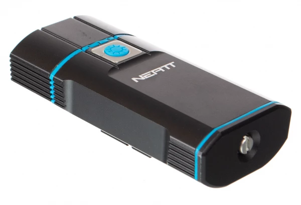 Éclairage Avant Neatt 800 Lumens Noir Bleu 6 Éclairage Avant Neatt 800 Lumens Noir Bleu – Image 4