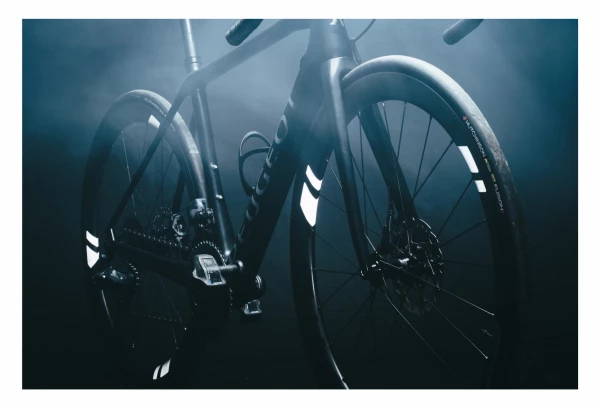 The Beam WHEEL FLASH 2.0 Azur | Réflecteurs Pour Roue De Vélo 6 The Beam WHEEL FLASH 2.0 Azur | Réflecteurs Pour Roue De Vélo – Image 4